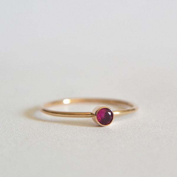 14k Gold Filled Or Sterling Silver Ruby Ring, Beautiful Faceted Cut Ruby, 40th Anniversary Gifts, Simple and Minimal Ring, Gifts For Her