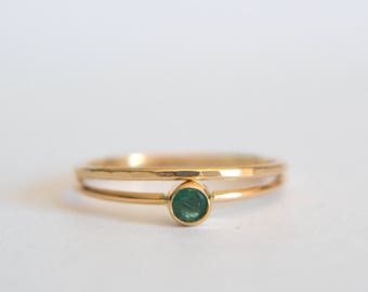 14k Gold Emerald Ring, Emerald Ring, Emerald Ring Gold, Emerald Gold Ring,  Gold Hammered Ring, Gold Stacking Ring, Dainty Ring