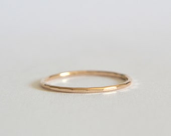 14k Gold Filled or 14k Solid Gold Hammered Band, Textured Ring Band, Wedding Ring, Midi Ring, Dainty and Minimalist Hammered Ring