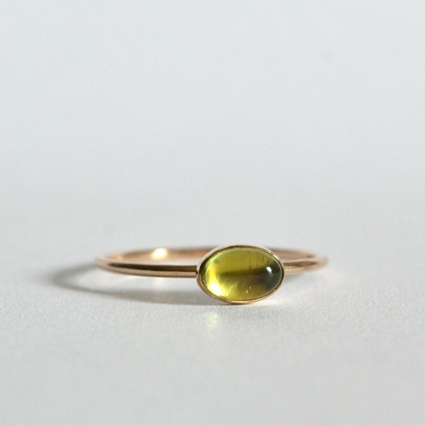 Anel de Peridoto Natural, Anel Oval, Anel Delicado, Anel para Uso Diário, Anel Minimalista, Anel com Gema, Joia Exclusiva, Presente para Ela