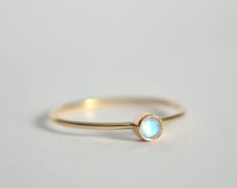 14k Gold Moonstone Ring, Moonstone Ring, Moonstone Ring Gold, Moonstone Gold Ring, Rainbow Moonstone Ring, Dainty Ring, Engagement Ring