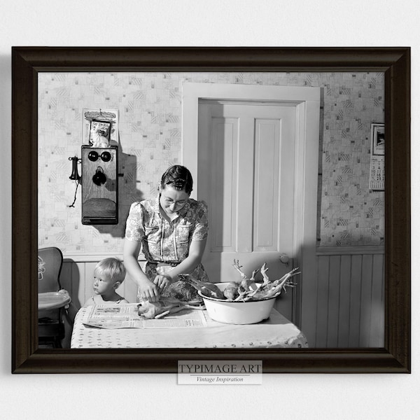 Vintage Küche Bauernhaus Foto, 1940er Jahre Schwarz Weiß Druck, Historisches Foto, Kurbel Telefon Bild