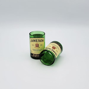 Whisky-Schnapsgläser aus Miniatur-Jameson-Glasflaschen