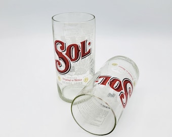 Regalo para amantes de la cerveza: Botellas reutilizadas hechas a mano para convertirlas en vasos y vasos de chupito.