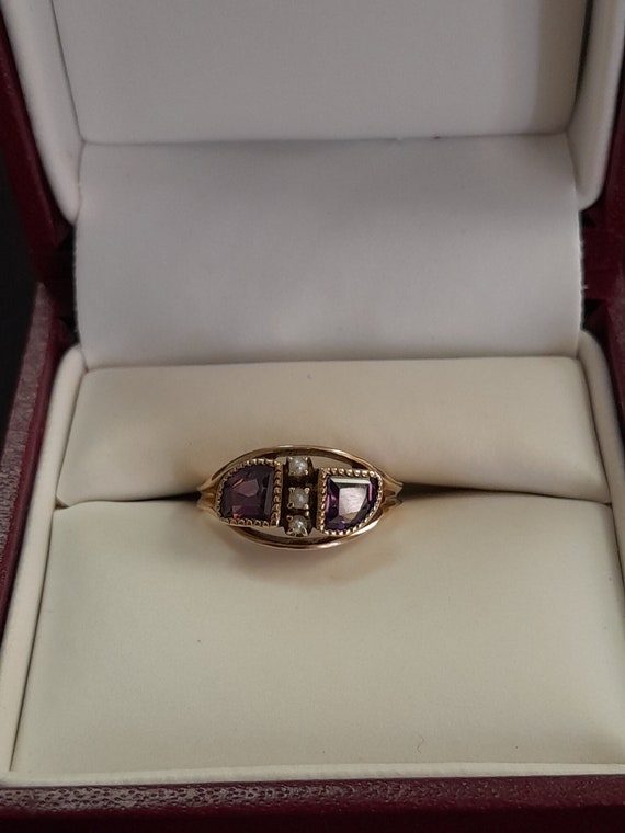 ANTIQUE 10K Gold Amethyst and Pearl Ring