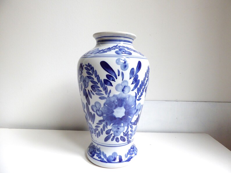 Vintage Large Chinoiserie Vase // Blue and White Hand Painted Etsy