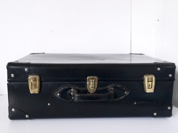 VINTAGE Black Vinyl SUITCASE With 