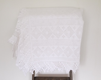 French Vintage white cotton crocheted bedspread blanket bedcover quilt coverlet