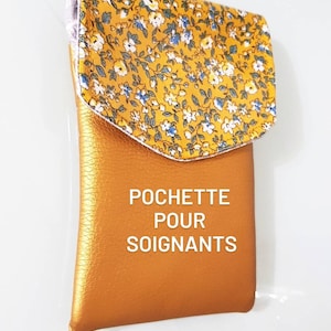 Magnetic pouch for nurse/caregiver/childcare assistant/ash/doctor/childcare worker/social worker. Island of Re