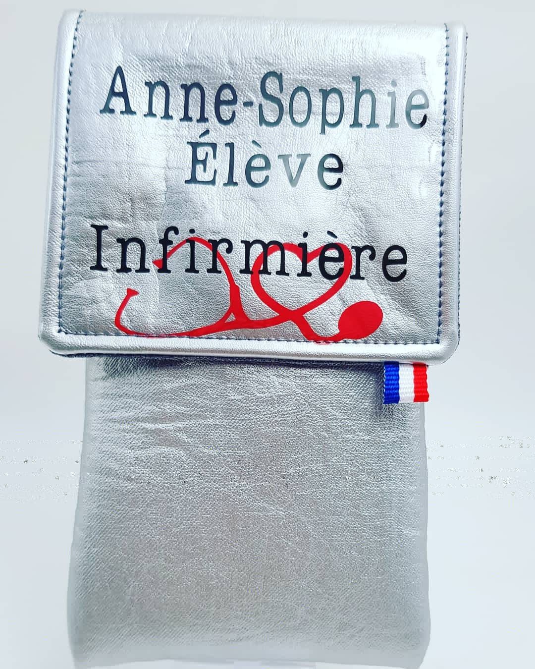 Pochette Infirmi re Aimant e Pochette Personnalis e Aide soignante pochette-infirmi-re-aimant-e-pochette-personnalis-e-aide-soignante