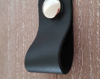 Leather handle.