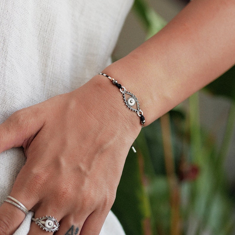 Eye bracelet ~ Protection Layered bracelet ~ Evil eye charm ~ Evil eye Kids protection Jewellery