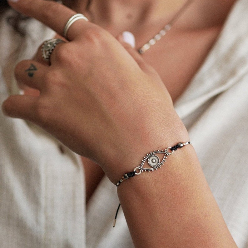 Eye bracelet ~ Protection Layered bracelet ~ Evil eye charm ~ Evil eye Kids protection Jewellery
