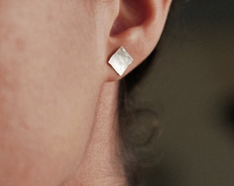 square stud earrings, solid silver 925, Aesthetic earrings, Delicate earrings