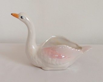 Vintage planter pot swan, ceramic planter, white plant pot,