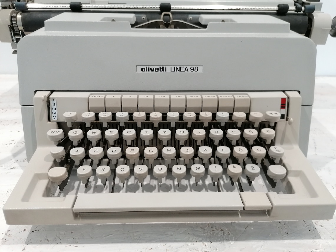 Vintage Typewriter Olivetti LINEA 98 Manual Typewriter Etsy
