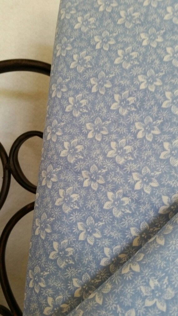 Free Shipping Quilting Fabric, 100 Percent Cotton White Flowers on Light Blue Background