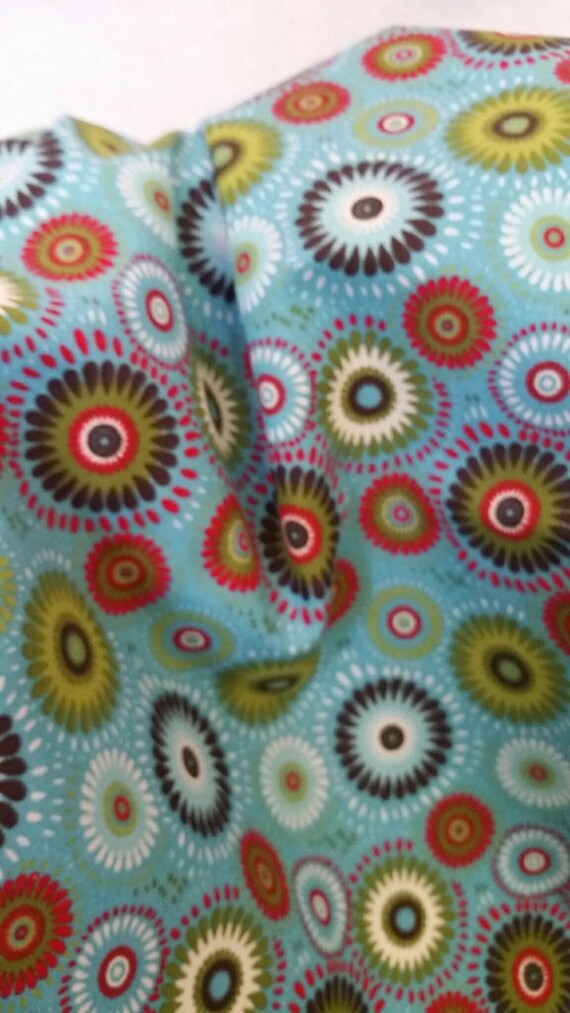 Free Shipping Quilting Fabric, 100 Percent Cotton Geometric Flowers By the Yard Fabric with Light Blue Background
