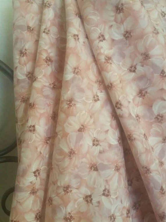 Free Shipping Quilting Fabric, 100 Percent Cotton Fabri-Quilt's Tulle & Petal's Petals Coordinating Fabric, Quilting and Sewing