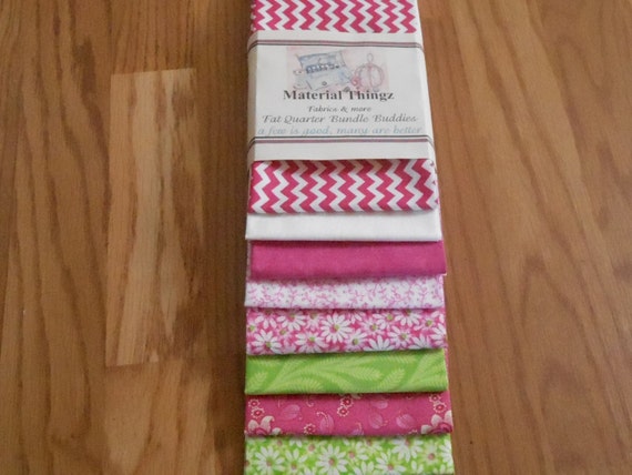 Free Shipping 8 Fat Quarters Bundle Buddies Pinks and Greens Spring Motif 100 Percent Cotton, Quilting, Sewing, Fabrics