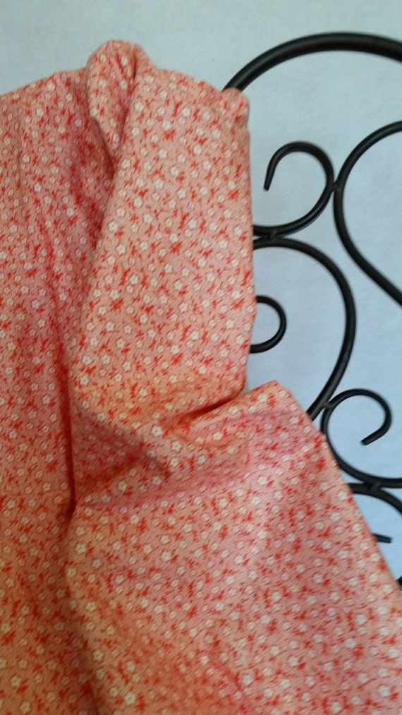 Free Shipping 100 Percent Quilting Cotton Dainty White and Orange Flowers on a White Background, Crafting, Sewing, Quilting Fabric