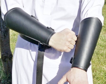 PAIR Medieval leather bracers, with buckles, Brown or Black
