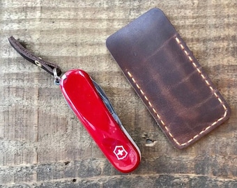 The Cajun Pocket Slips By Size | A Leather Sheath for Folding Knives | To Protect Your Every Day Carry Gear | Made In The USA