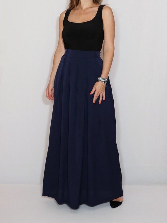 navy and white maxi skirt