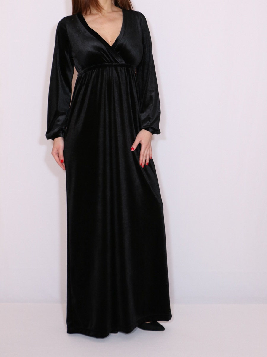 long black velvet dress long sleeve