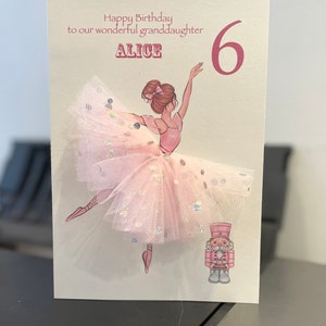 A5 A4 grande carte d'anniversaire personnalisée ballerine 3d personnalisée toute occasion jolie jupe tutu bébé rose cheveux bruns invitation d'anniversaire