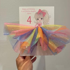 A5 A4 grande carte d'anniversaire personnalisée 3D faite main pour fille en robe toutes les occasions carte tutu rose jupe tulle paillettes carte fille blonde queue de cheval