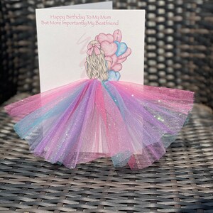 A5 A4 grande fille personnalisée faite main avec des ballons belle carte d'anniversaire de fille carte de saint valentin 3d tutu jupe arc-en-ciel paillettes