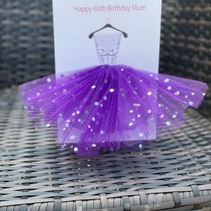 A5 nouvelle robe 3d faite à la main tutu carte d'anniversaire toute occasion carte tulle carte unique robe violette jupe mignonne
