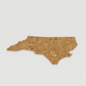 Travel Map North Carolina - Made of Cork / North Carolina Map / Gift for Travel Lover / Adventure Lover Decor