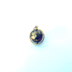 Vintage 14K Gold Spinning Globe Charm – Moveable World Pendant, Travel Jewelry, Solid Gold Planet Charm, Unique Gift for Explorer