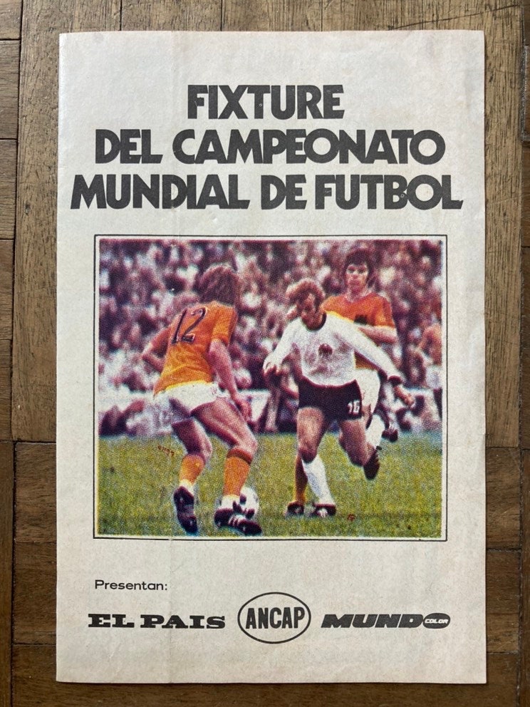 World Cup Football Kings Poster Mario Alberto Kempes (1978), Diego Armando  Maradona (1986) Argentine…See more World Cup Football Kings Poster Mario