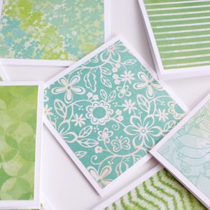 Grünes Muster Minikarten mit Umschlag, handgemachte Karte , quadratische Karte, Liebesnotiz, Geschenkkarte, leere Karte, 3x3 Karte