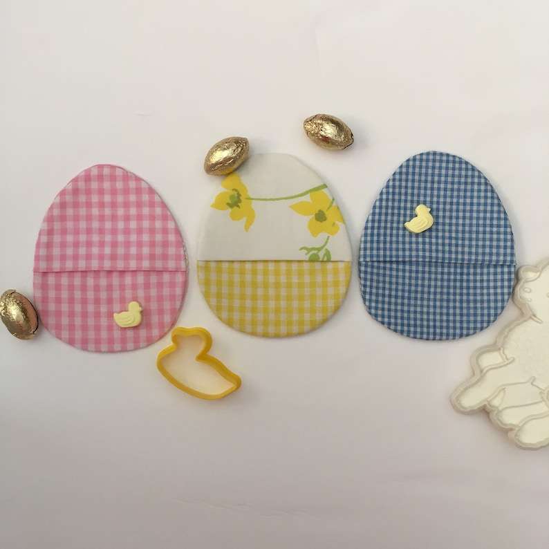 Fillable Fabric Eggs PDF pattern & tutorial by Lisa Jensen at PostalThreads, reusable alternative to plastic Easter eggs, fabric eggs image 4
