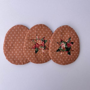 1 SET of 3 vintage floral quilty Fillable Fabric Eggs PostalThreads fabric Easter eggs, reusable egg, ecofriendl image 4