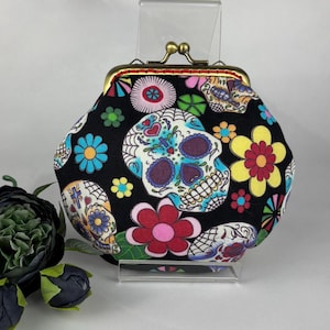 Candy skulls coin purse, Optional chain, Handmade