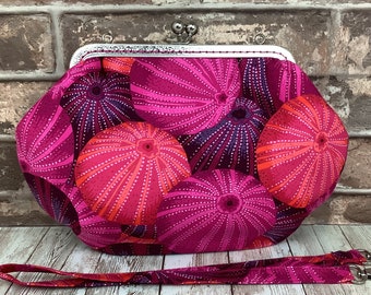 Sea urchin shells medium frame clutch bag, Detachable strap, Handmade