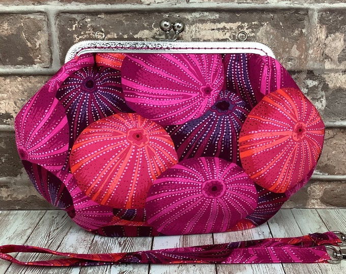 Sea urchin shells medium frame clutch bag, Detachable strap, Handmade