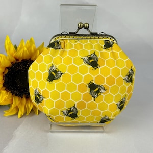 Bees coin purse, Optional chain, Handmade