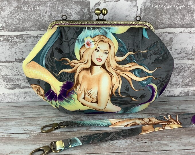 Mermaids medium frame clutch bag, Sea sirens clutch purse, Frame handbag, Detachable strap, Alexander Henry, Handmade