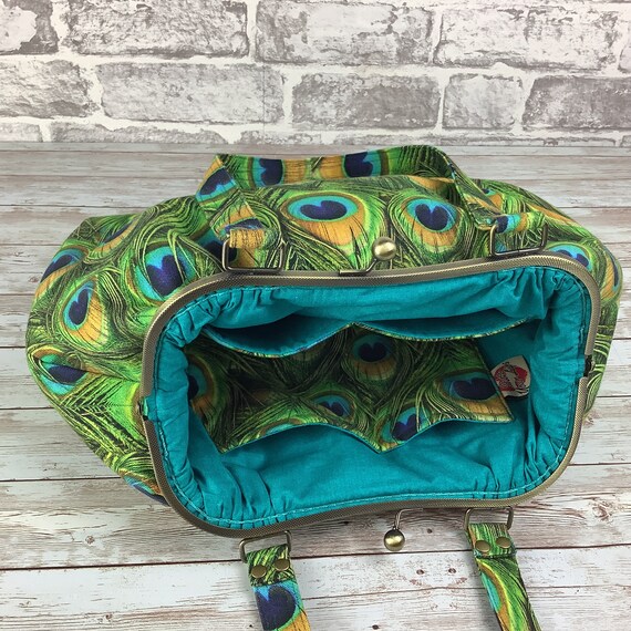 Peacock Purse – Done by Lemon