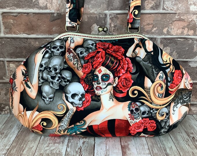 Day of the dead large frame handbag, Gothic purse, Calavera shoulder bag, Skulls frame bag, Candy Skulls, Las Elegantes, Handmade