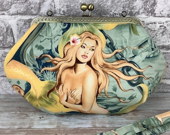 Mermaids medium frame clutch bag, Mermaids clutch purse, Sea Sirens frame handbag, Shoulder bag, Detachable strap, Alexander Henry, Handmade