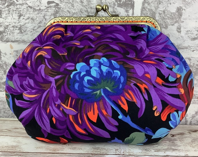 Floral small frame clutch bag, Chrysanthemum handbag, Flowers makeup purse, Optional chain, Handmade