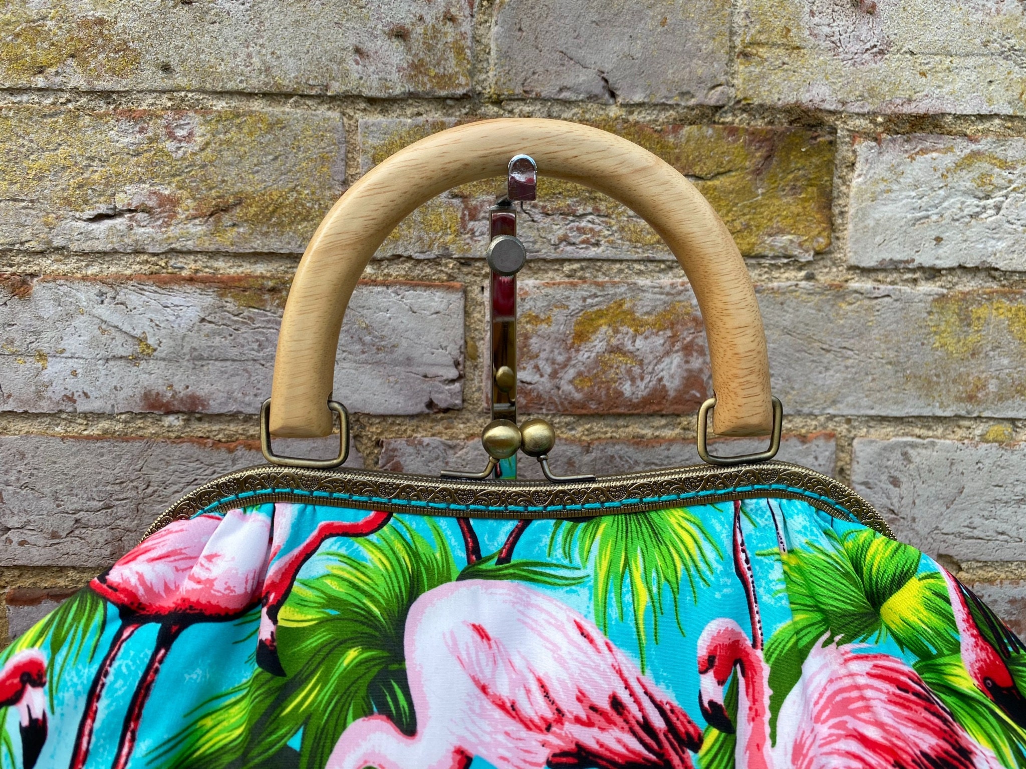 Flamingos fabric frame handbag Wooden handle Kiss clasp Shoulder bag Handmade by Purse Your Lips Kiss lock purse