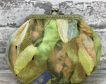 Dragonfly wings small frame clutch bag, Green and gold handbag, Optional chain, Handmade